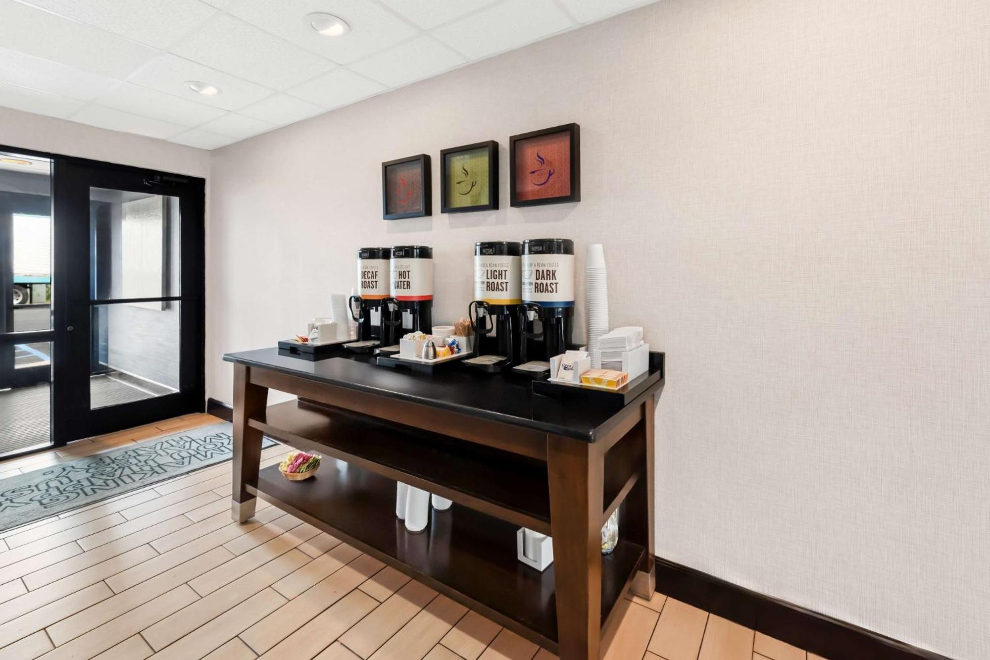 Hampton Inn Pennsville Exterior foto